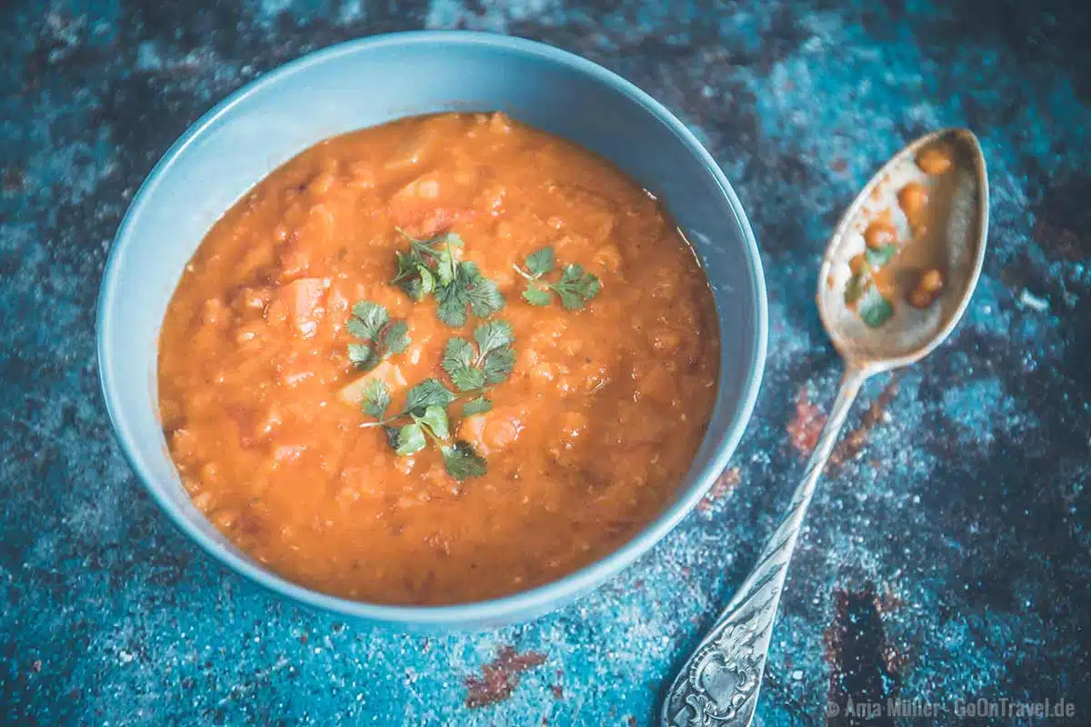 Die Marokkanische Linsensuppe kann im Geschmack sehr variieren. Die Marokkanische Linsensuppe kann im Geschmack sehr variieren.