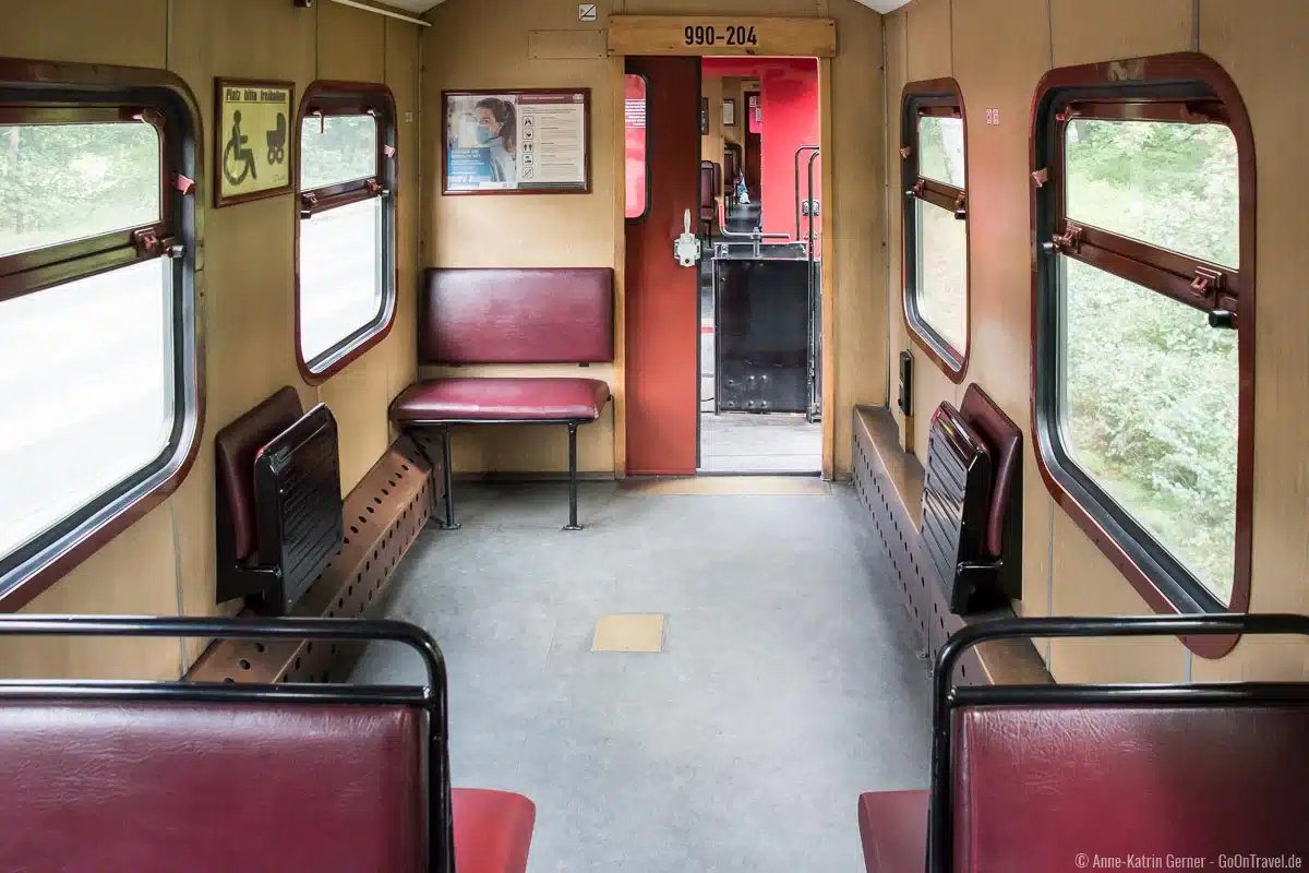 Fahrgastraum der Bäderbahn Molli Fahrgastraum der Bäderbahn Molli