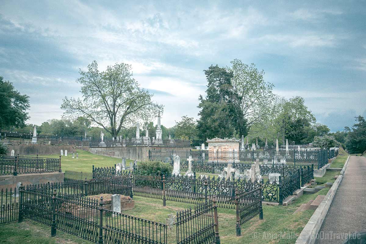 Gräber auf dem Natchez City Cemetery Gräber auf dem Natchez City Cemetery