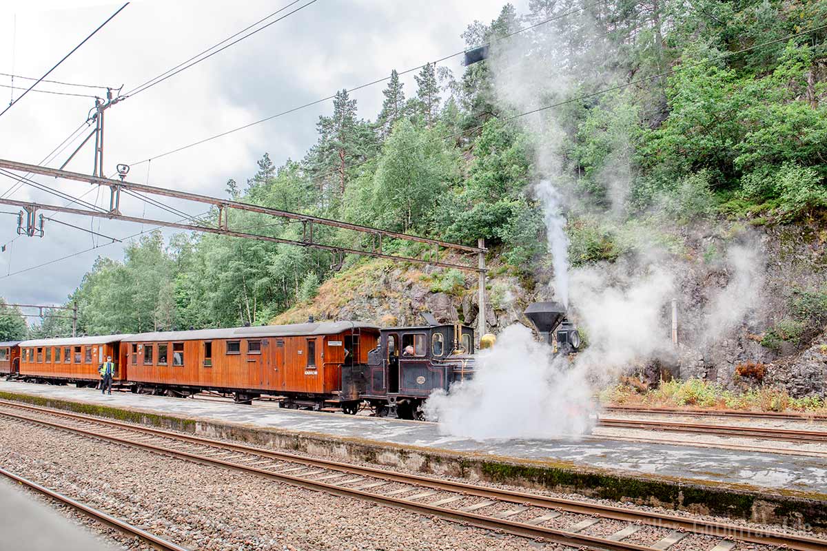 Eine Fahrt mit der Setesdalsbahn durch Norwegen ist ein Erlebnis Eine Fahrt mit der Setesdalsbahn durch Norwegen ist ein Erlebnis
