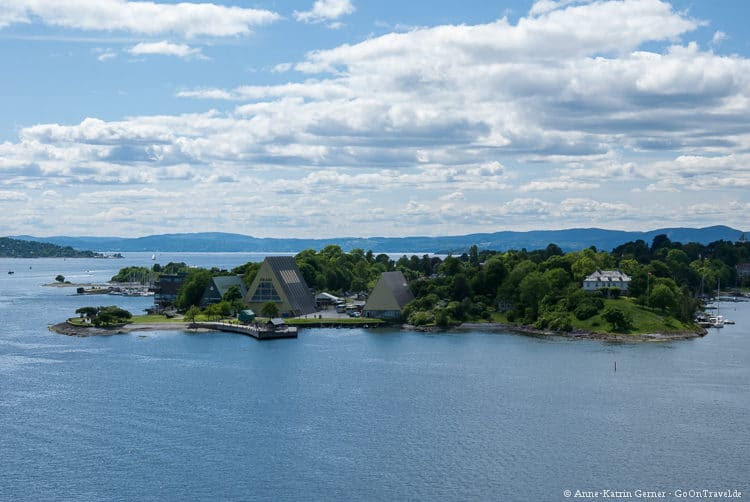 Die Halbinsel Bygdøy mit dem Fram Museum (li.) und dem Kon-Tiki Museum (re.)