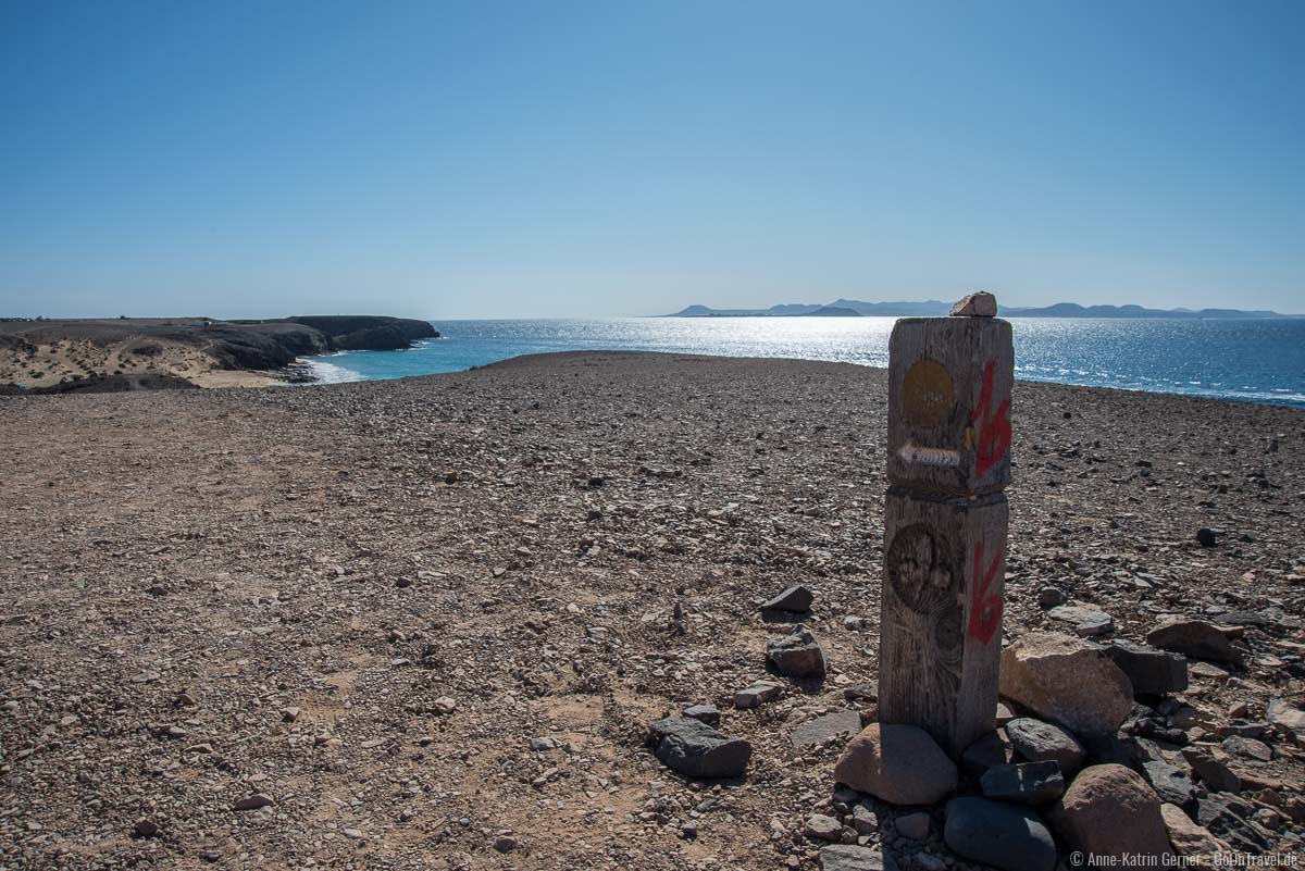 Ausschilderung des Wanderweges an der Costa de Papagayo