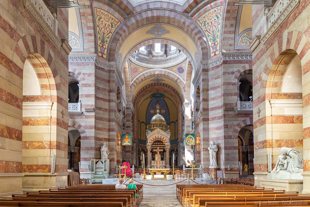 In der Kathedrale von Marseille