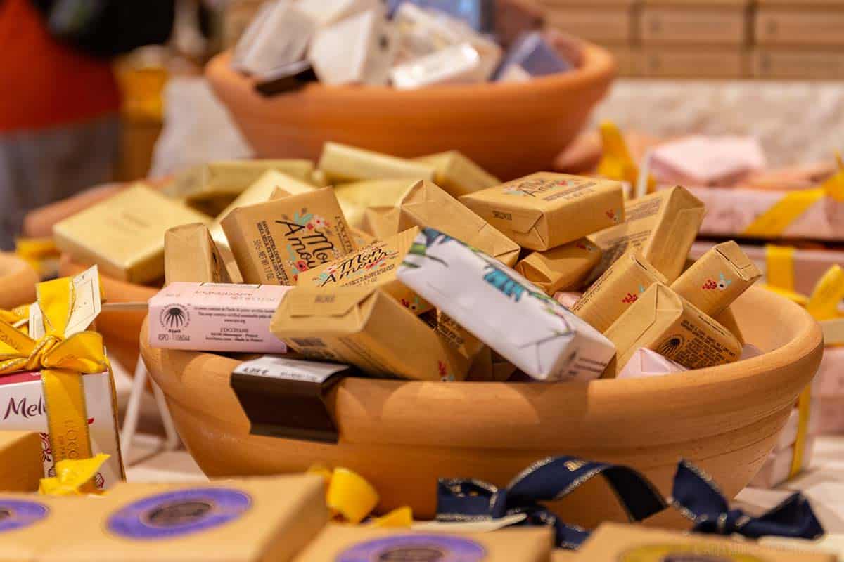 Im Werksverkauf von L'Occitane en Provence