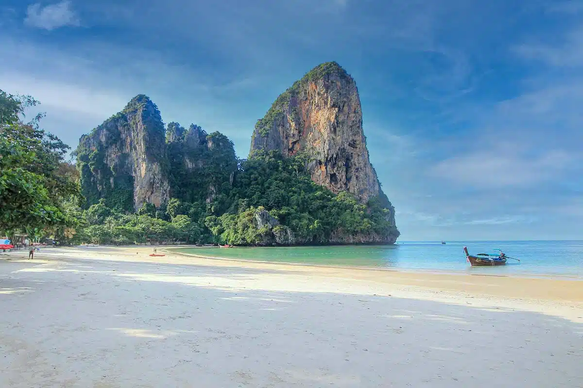 Traumstrand in Thailand: Railay Beach in Krabi Traumstrand in Thailand: Railay Beach in Krabi