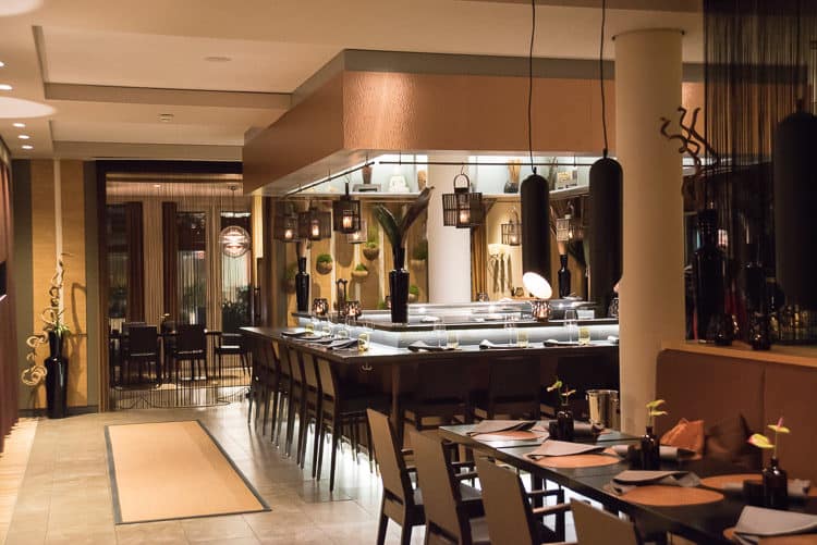 Das asiatische Restaurant Spices mit Sushi-Cube Das asiatische Restaurant Spices mit Sushi-Cube