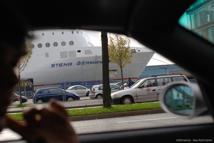 André konzentriert bei der Fahrt durch Kiel André konzentriert bei der Fahrt durch Kiel