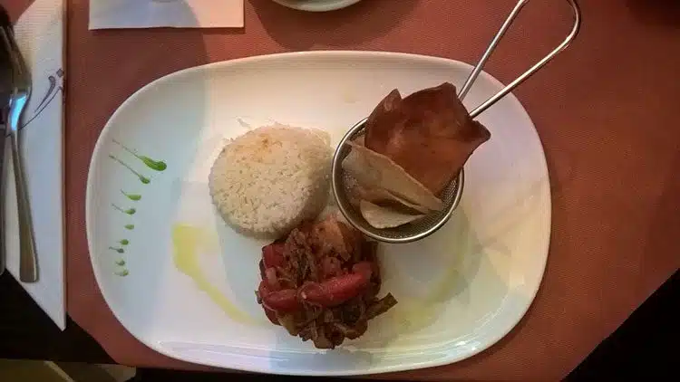 Ropa Vieja im Pequeña Habana Ropa Vieja im Pequeña Habana