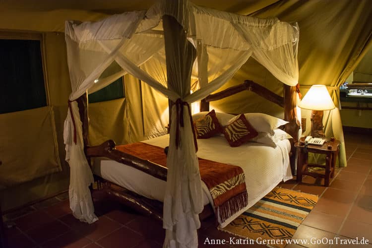 Doppelbett im Zelt Mbuzi Mawe Serengeti