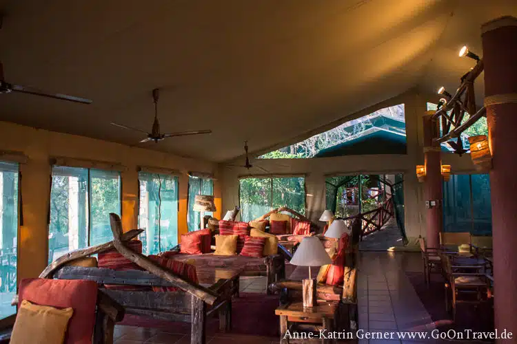 Hauptzelt Mbuzi Mawe Serengeti Hauptzelt Mbuzi Mawe Serengeti