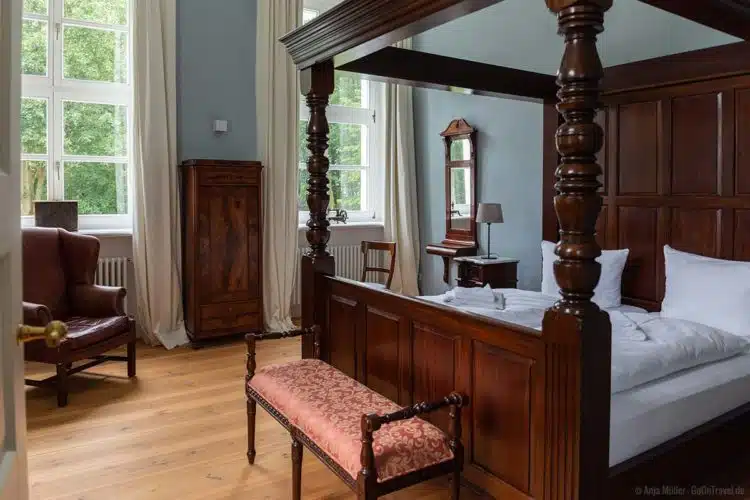 Schlafzimmer in einer Ferienwohung im Schloss Retzow Schlafzimmer in einer Ferienwohung im Schloss Retzow
