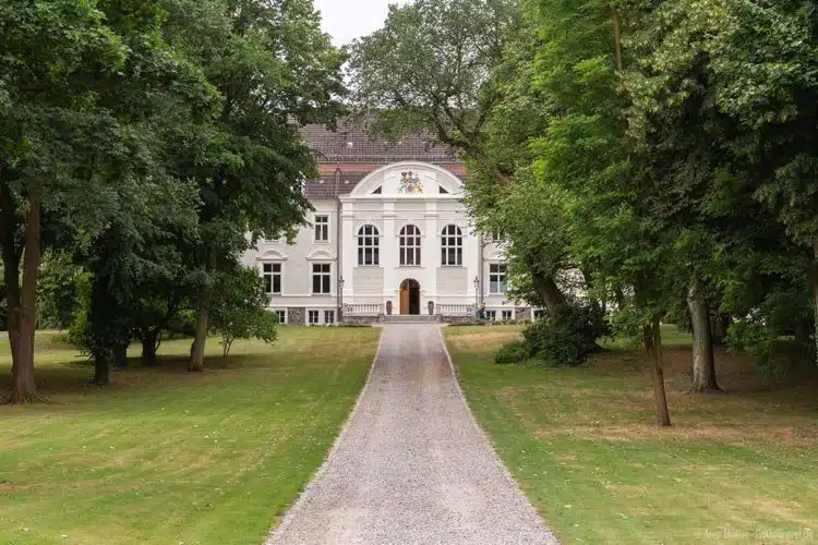 Schloss Zinzow zur Mittsommer Remise Mecklenburg-Vorpommern