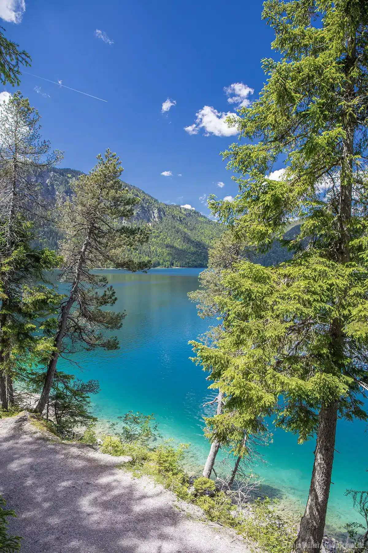 Schönster See in Bayern - beim Eibsee kommt Karibikfeeling auf Schönster See in Bayern - beim Eibsee kommt Karibikfeeling auf