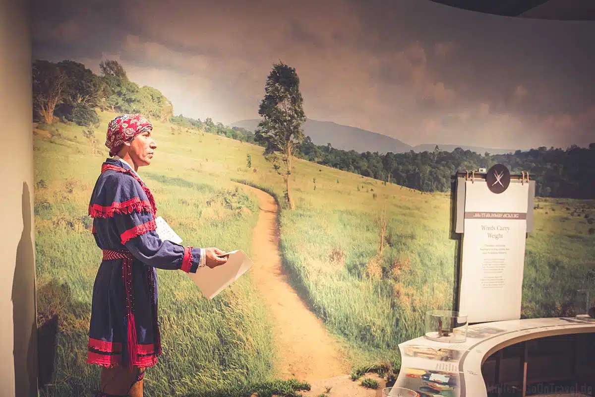 Ausstellung im Sequoyah Birthplace Museum Ausstellung im Sequoyah Birthplace Museum