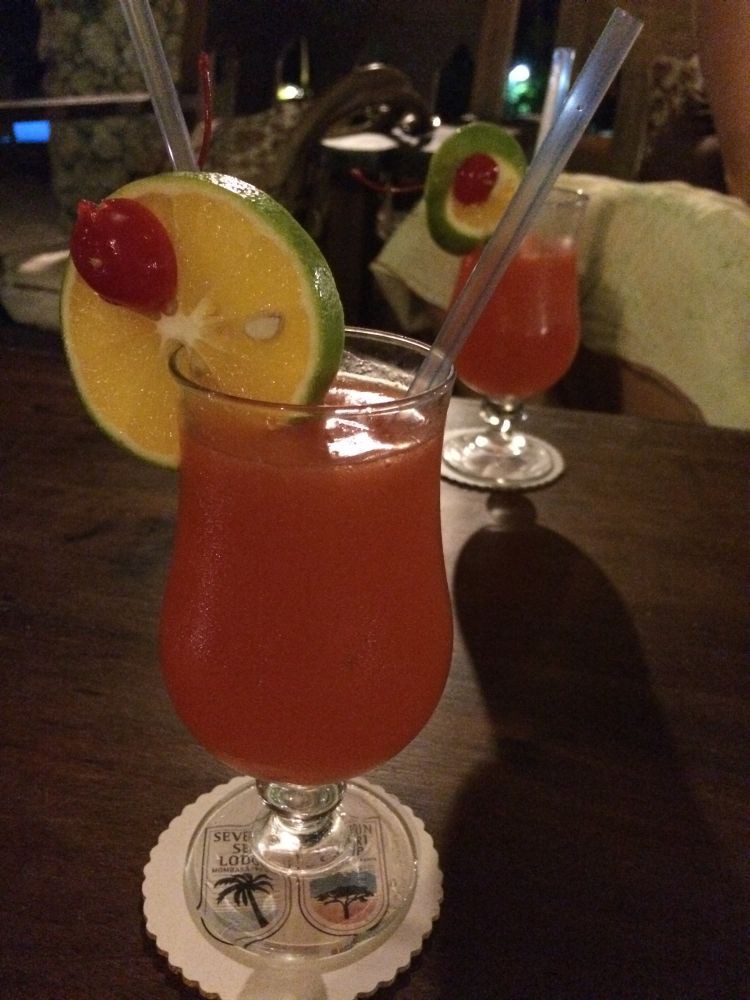 köstliche Cocktails in der Safari Bar