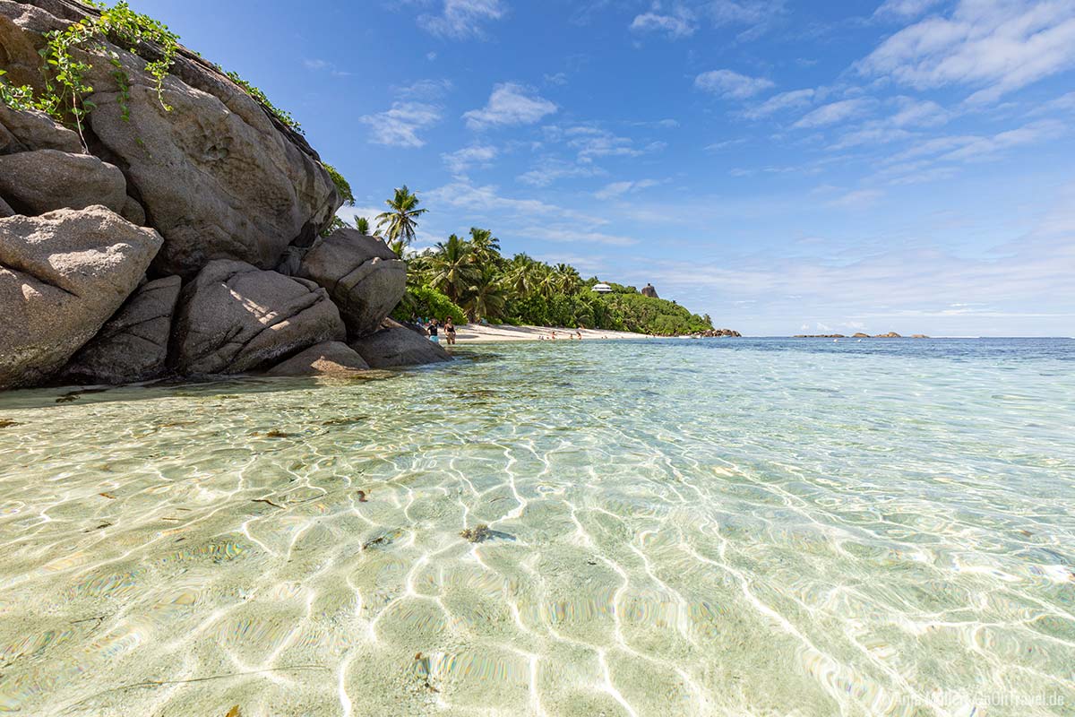 Klares Wasser am Anse Forbes