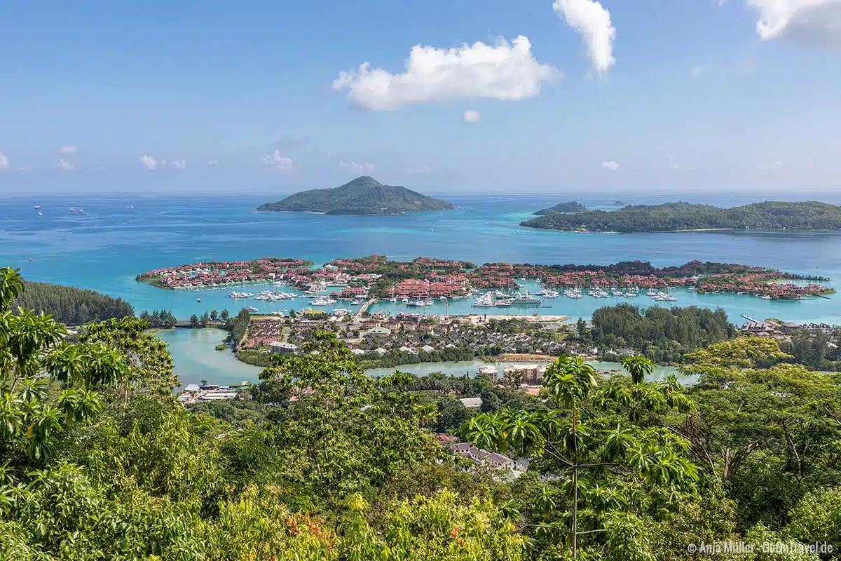 Aussichtspunkt auf Mahé Aussichtspunkt auf Mahé