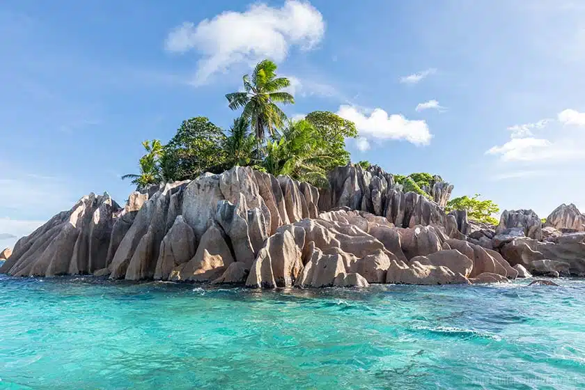 Bei den kleinen Inseln der Seychellen lässt es sich gut Schnorcheln Bei den kleinen Inseln der Seychellen lässt es sich gut Schnorcheln
