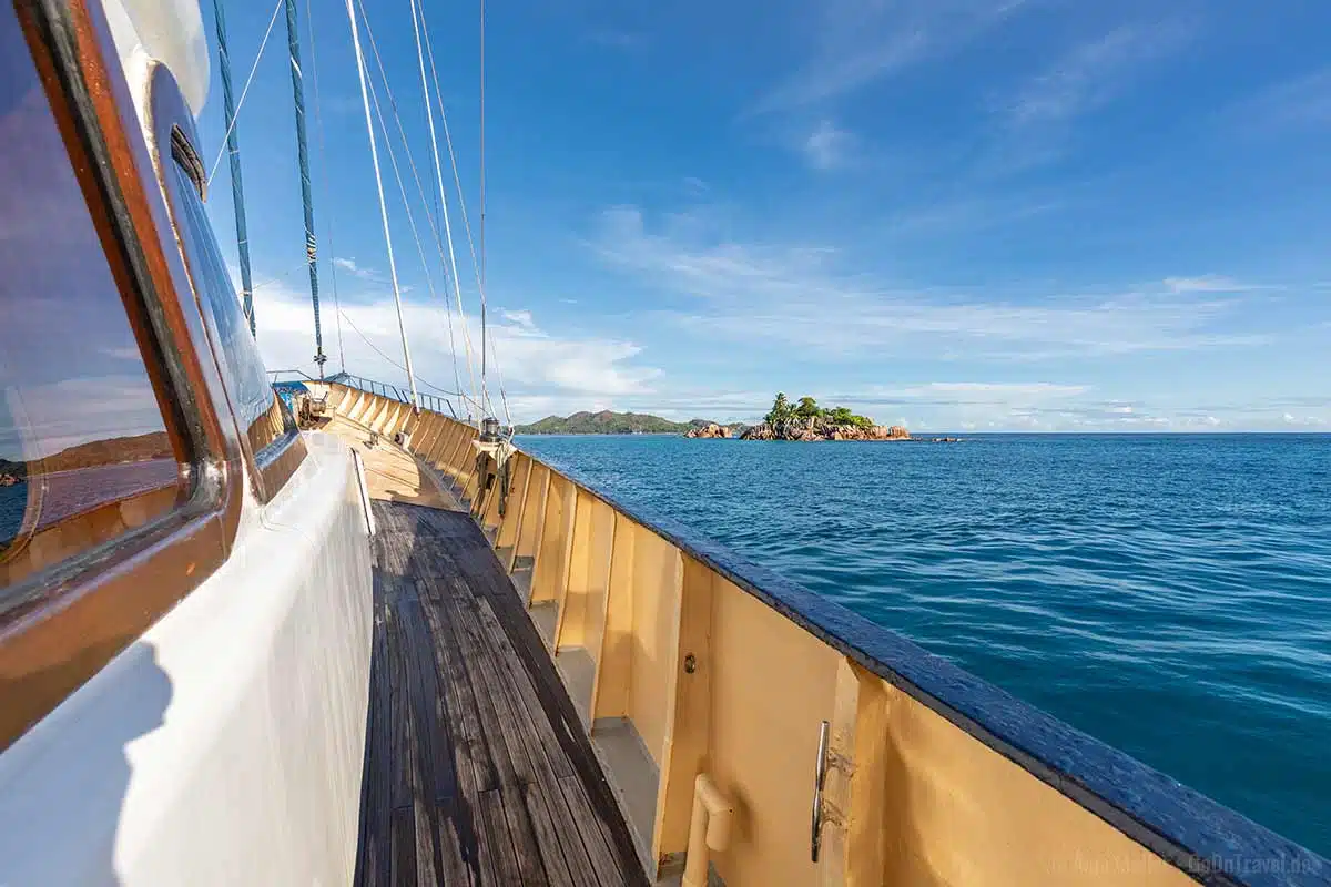 Mit dem Segelschiff die Seychellen entdecken