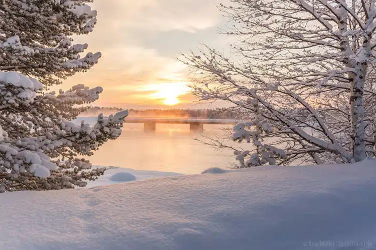 Schneelandschaft in Schweden