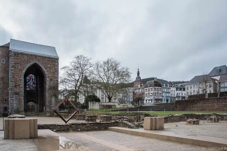 Außenanlage der Abtei von Stavelot Außenanlage der Abtei von Stavelot
