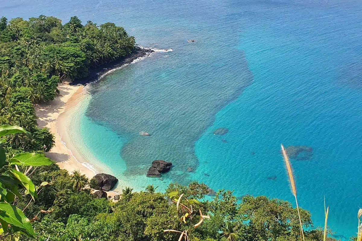 Wohl einer der schönsten Strände der Welt: Praia Banana auf Principe Wohl einer der schönsten Strände der Welt: Praia Banana auf Principe