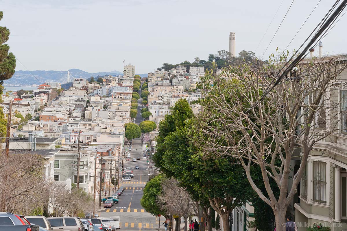Hügelige Straße in San Francisco
