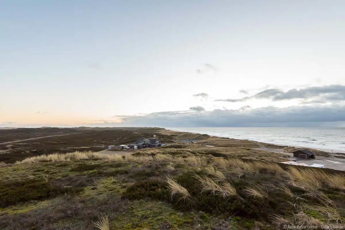 Blick von der Lister Aussichtsplattform auf den Weststrand Blick von der Lister Aussichtsplattform auf den Weststrand