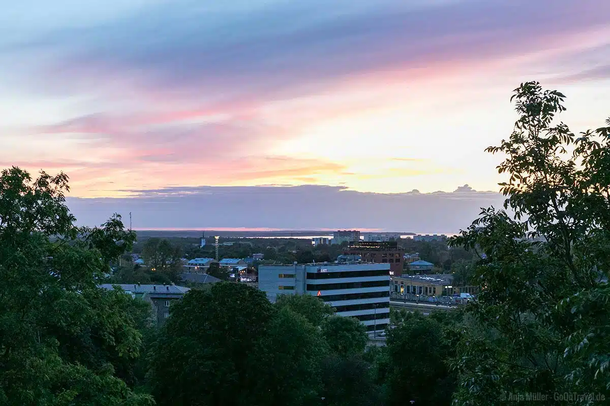 Die Piiskopi Aussichtsplattform zum Sonnenuntergang Die Piiskopi Aussichtsplattform zum Sonnenuntergang