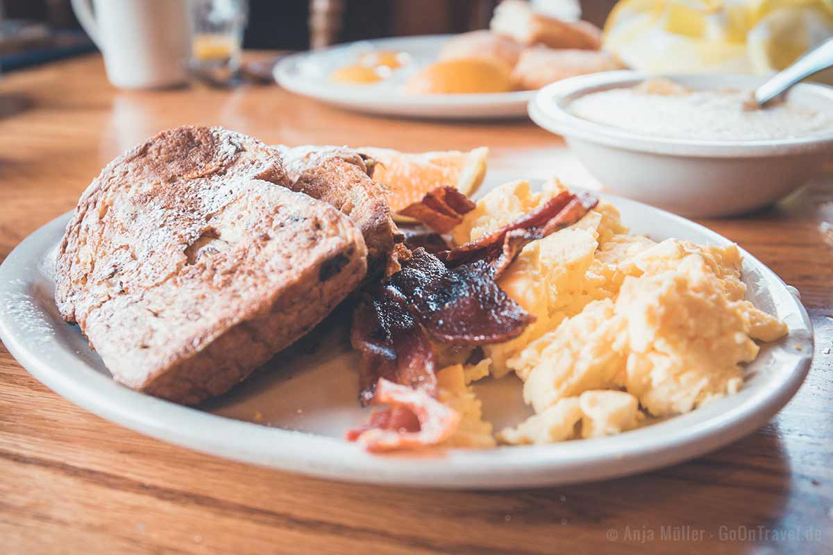 Cinnamon Raisin Pecan French Toast Cinnamon Raisin Pecan French Toast