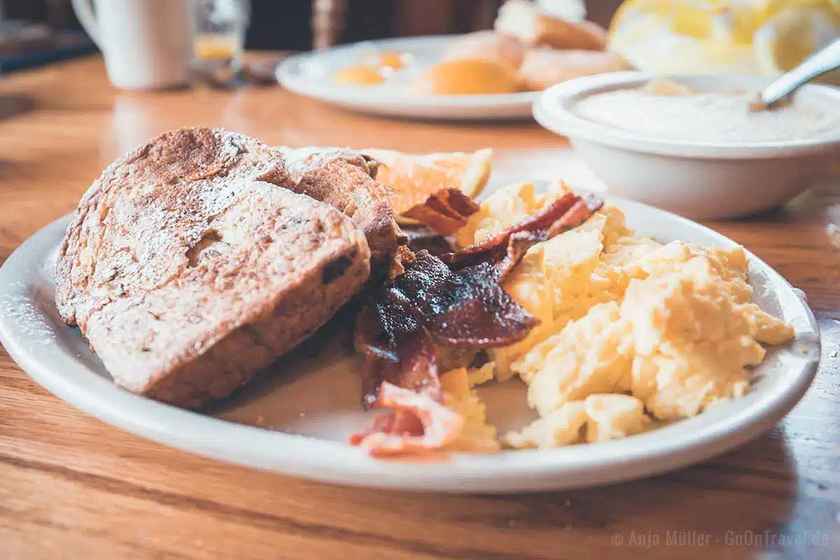 Cinnamon Raisin Pecan French Toast Cinnamon Raisin Pecan French Toast