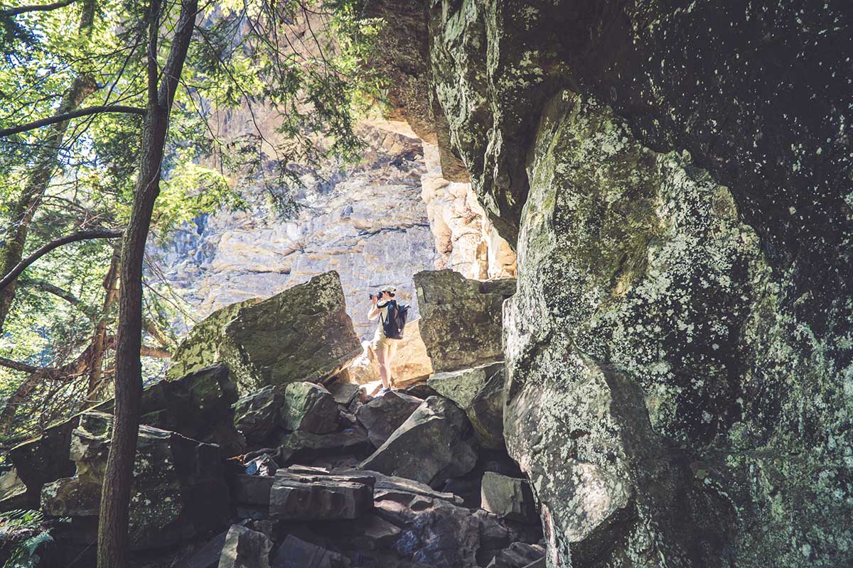 Steiniger Weg zum Wasserfall