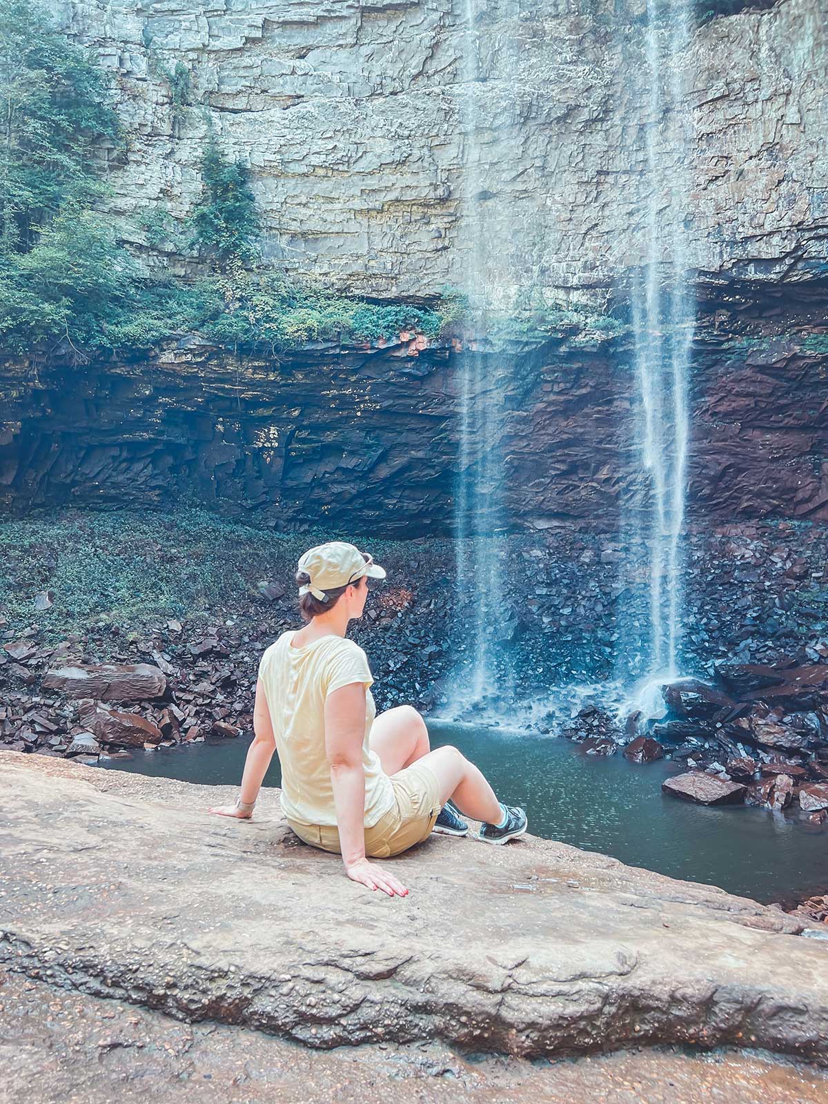 Am höchsten Wasserfall von Tennessee im Fall Creek Falls State Park