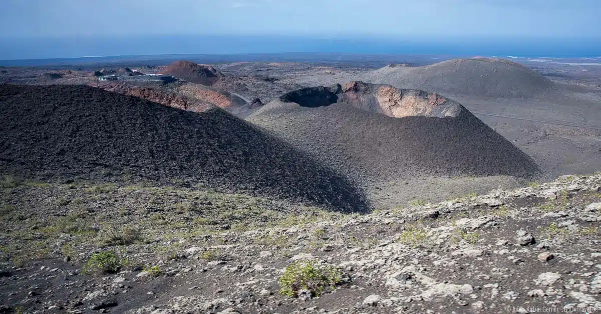 Kraterlandschaften mit Meerblick