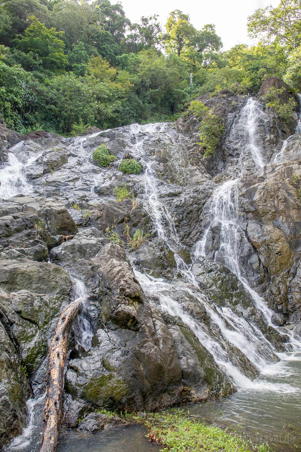King’s Bay Waterfall