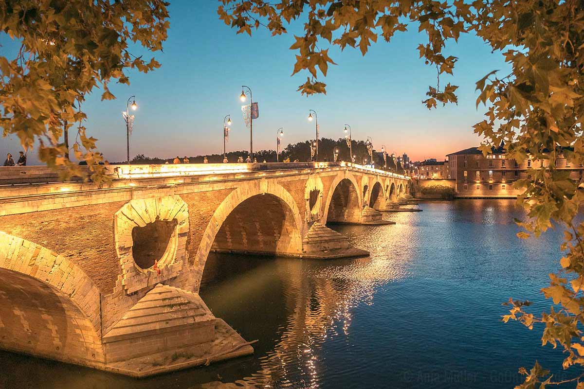 Eines der schönsten Fotomotive in Toulouse ist die Pont Neuf.