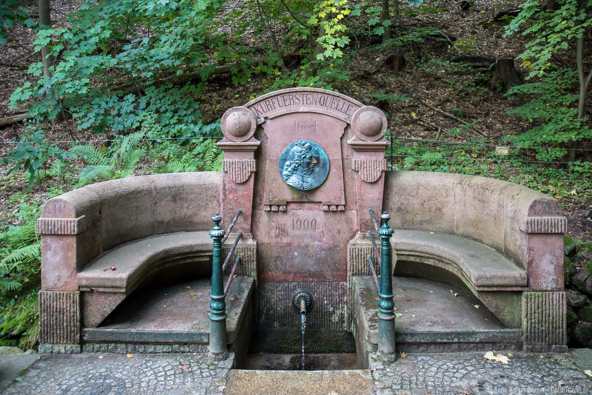 Kurfürstenquelle - ein erfrischender Stopp auf dem Turmwanderweg Kurfürstenquelle - ein erfrischender Stopp auf dem Turmwanderweg