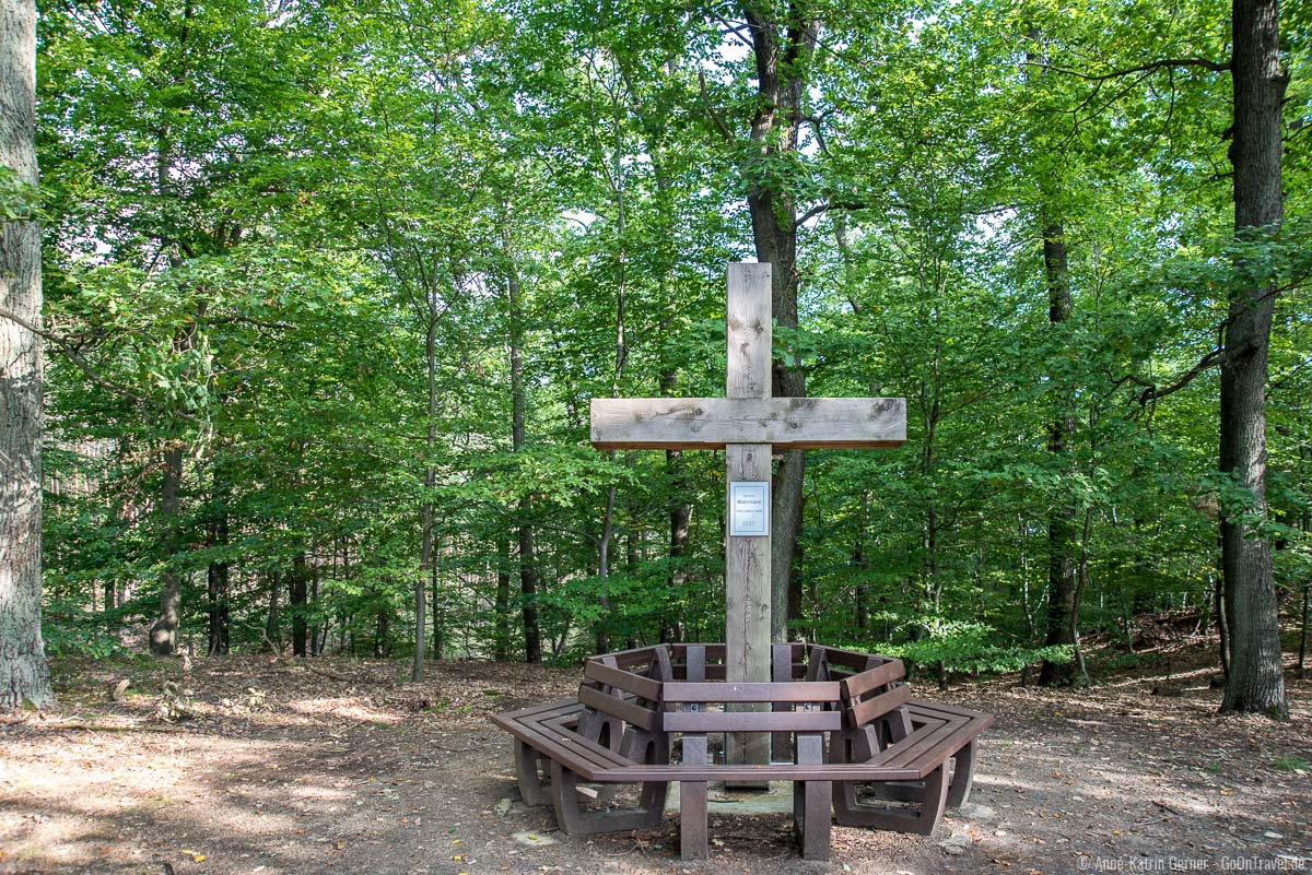 Der märkische Watzmann mit Gipfelkreuz Der märkische Watzmann mit Gipfelkreuz