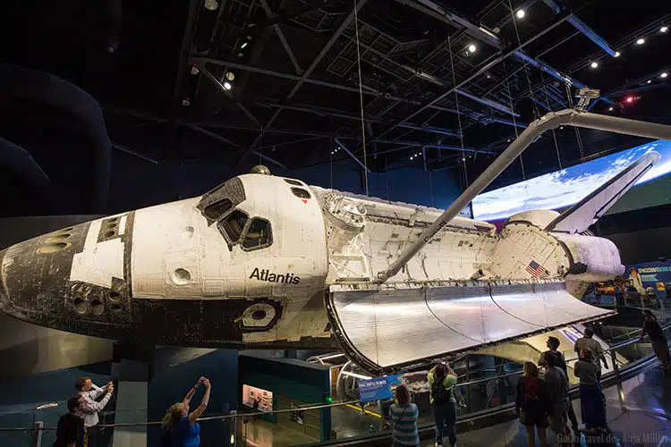 Das Space Shuttle Atlantis Das Space Shuttle Atlantis