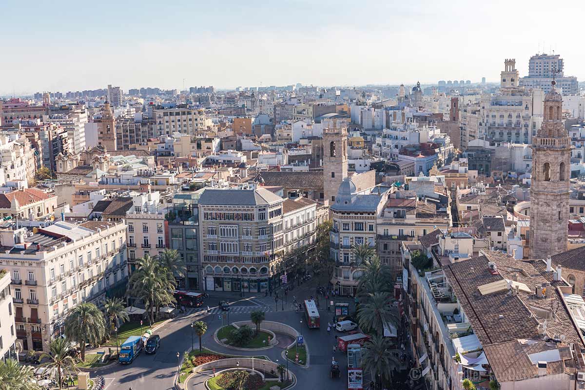 Blick auf den Platz la Reina