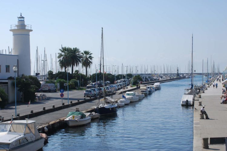 Viareggio Hafen und Leuchtturm