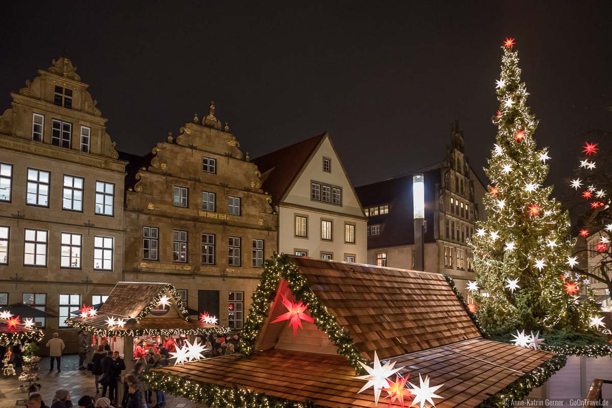 Weihnachtsmarkt in der Altstadt von Bielefeld Weihnachtsmarkt in der Altstadt von Bielefeld