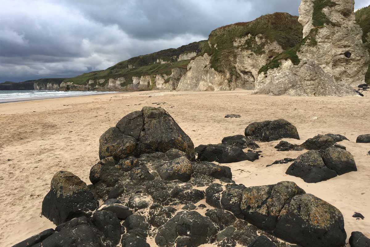 Whiterocks Beach in Nordirland