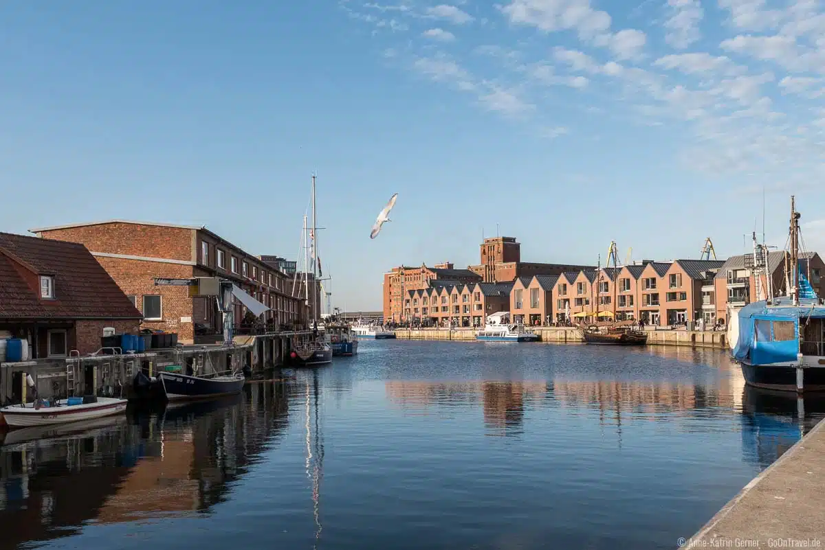 Der Alte Hafen und die historische Speicherstadt zählen zu den wichtigsten Wismar Sehenswürdigkeiten